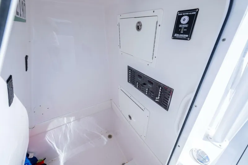 Slide: The Image of SeaHunter 33 Bloodline - Exterior Electrical 2018 SeaHunter 33 Center Console Bloodline - 4955875