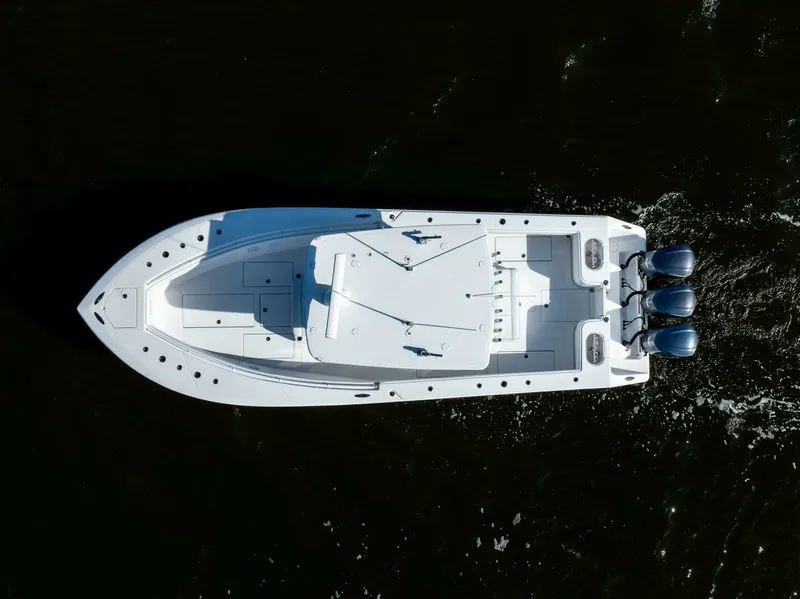 Slide: The Image of SeaHunter 33 Bloodline - Exterior Profile 2018 SeaHunter 33 Center Console Bloodline - 7654448