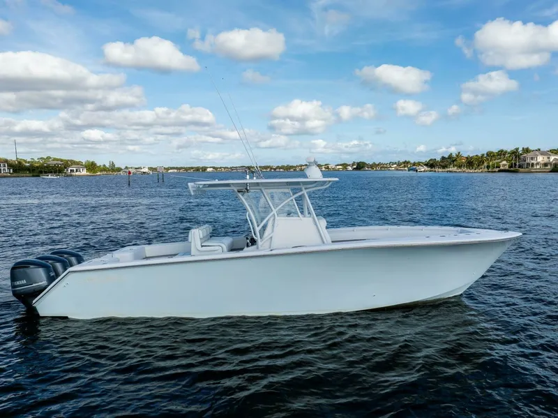 Slide: The Image of SeaHunter 33 Bloodline - Exterior Profile 2018 SeaHunter 33 Center Console Bloodline - 7654449