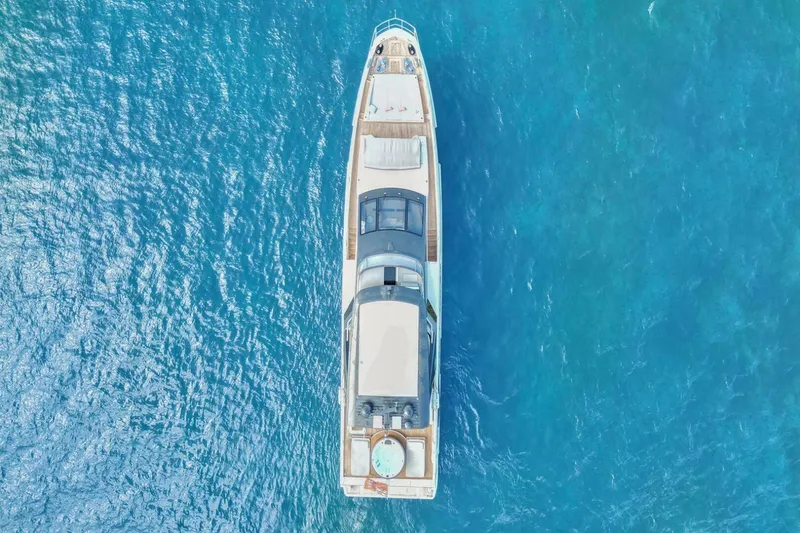 Slide: The Image of Azimut Grande 27 METRI 2020 - 4956044
