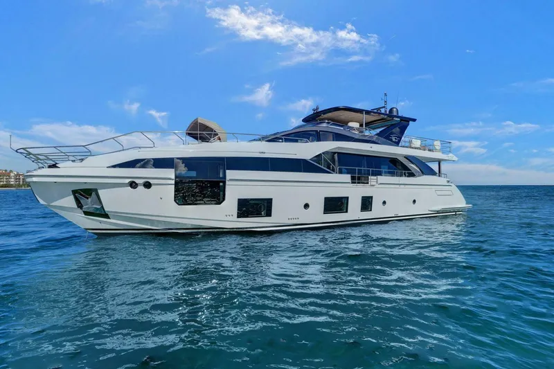 Slide: The Image of Azimut Grande 27 METRI 2020 - 4956030