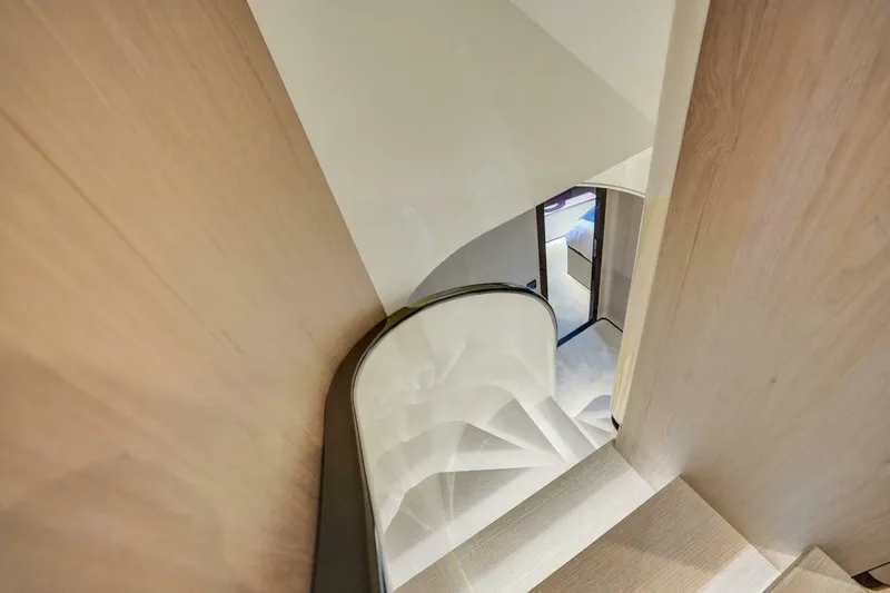 Slide: The Image of Azimut Grande 27 METRI 2020 - 4956088