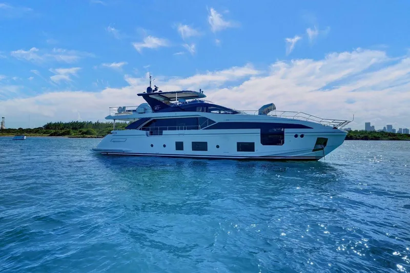 Slide: The Image of Azimut Grande 27 METRI 2020 - 4956034