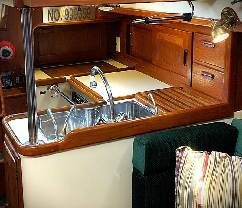 Slide: The Image of Pacific Seacraft 34 1994 - 4956400