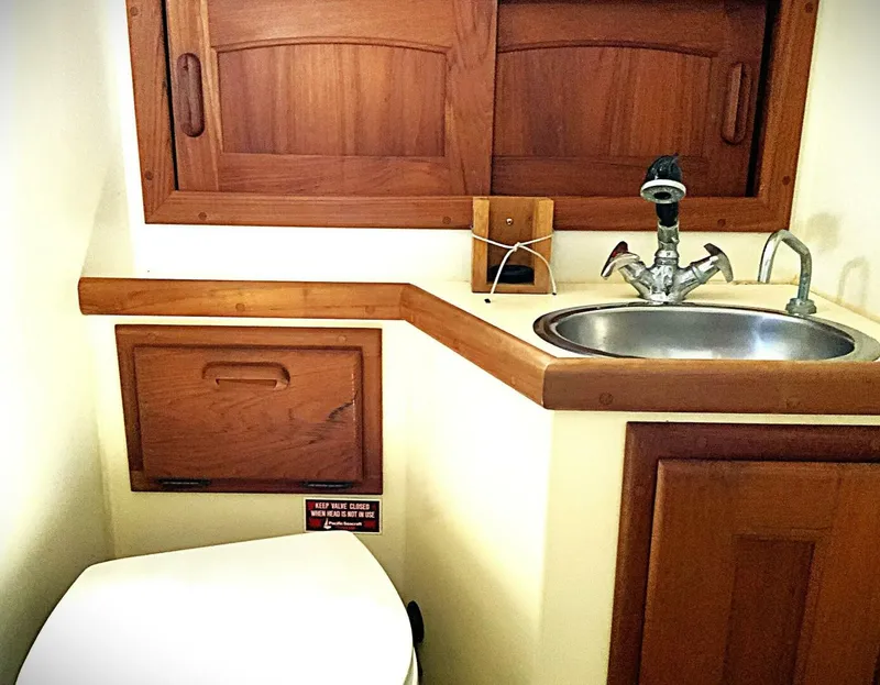 Slide: The Image of Pacific Seacraft 34 1994 - 4956399