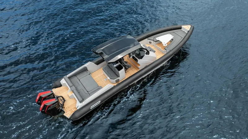 Slide: The Image of 2025 38 Skipper NC Center Console - 4957298