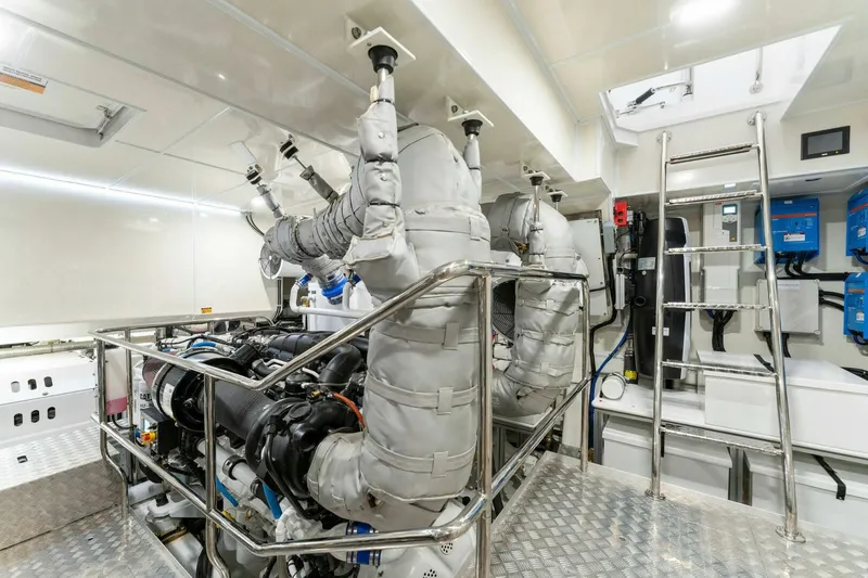 Slide: The Image of Pearl 95 2023 - 4958736