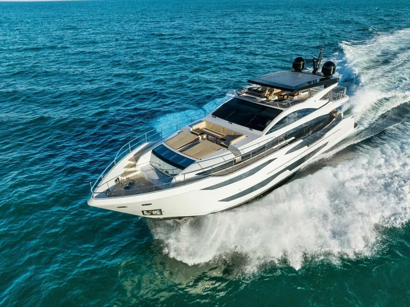 Slide: The Image of Pearl 95 2023 - 4958703