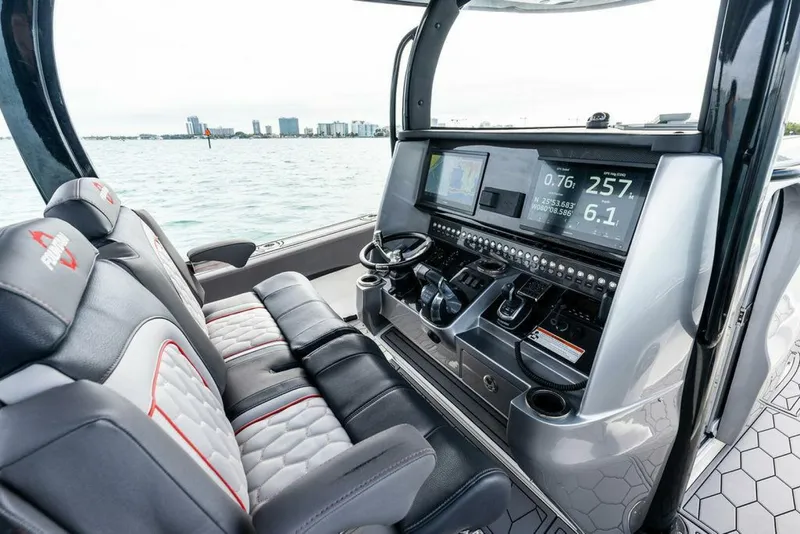 Slide: The Image of Fountain 39 NX 2021 - 5126316