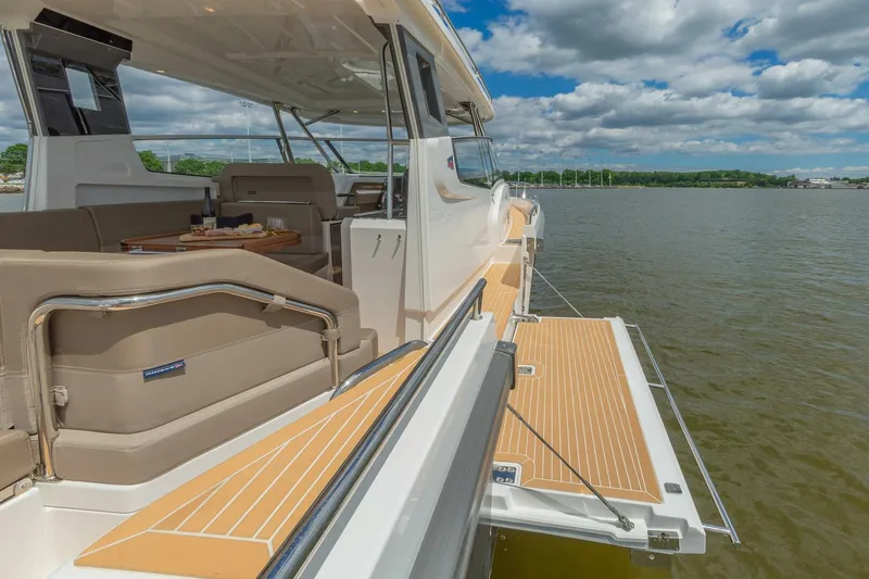 Slide: The Image of Nimbus W11 2025 - 5393202