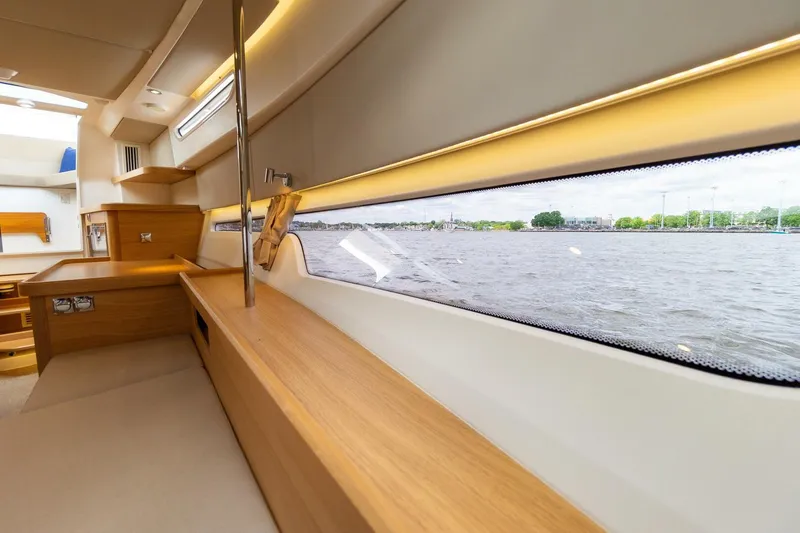 Slide: The Image of Nimbus W11 2025 - 5393191