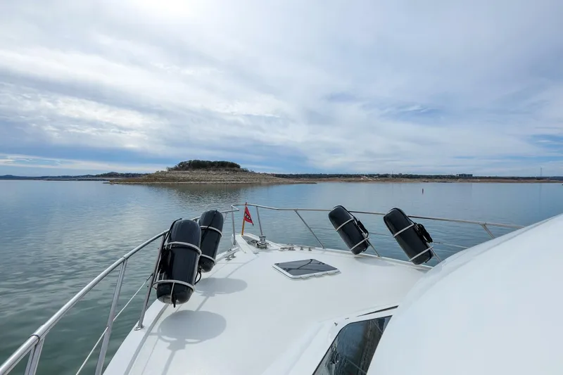 Slide: The Image of 1998 Hatteras 52 Sport Deck Querencia - 4961277