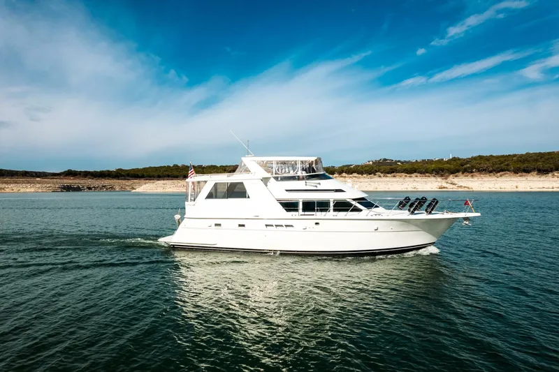 Slide: The Image of 1998 Hatteras 52 Sport Deck Querencia - 4961289