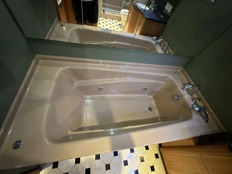 Slide: The Image of Cheoy Lee 72 2004 - 4961941