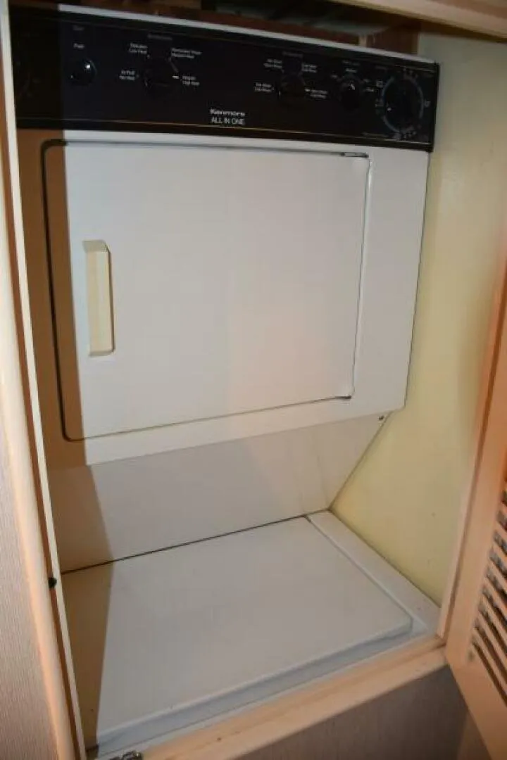 Slide: The Image of Washer And Dryer - 4962004