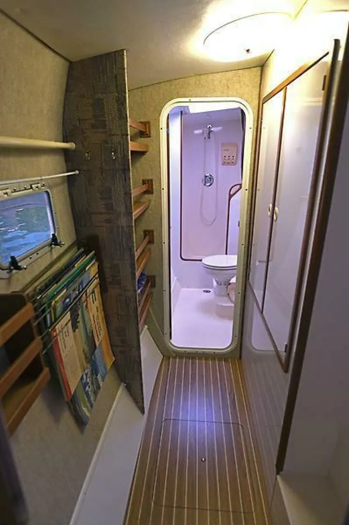 Slide: The Image of Manta 42 1999 - 4962067