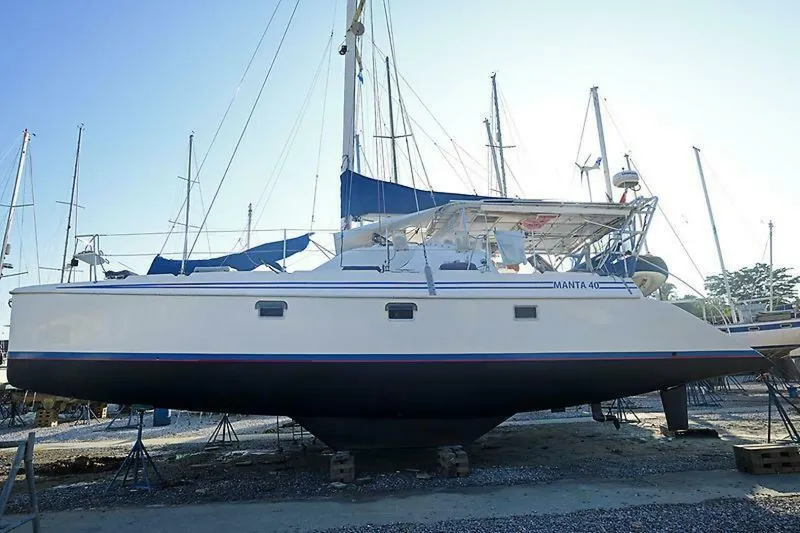 Slide: The Image of Manta 42 1999 - 4962059