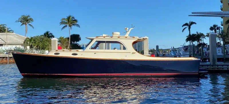 Slide: The Image of Hinckley Yachts Picnic Boat EP 2003 - 5700884