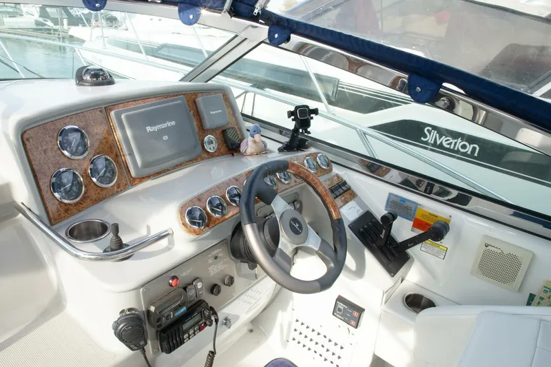 Slide: The Image of Formula 31 Performance Cruiser 2006 - 7513216