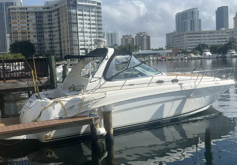The Image of Sea Ray 360 Sundancer 2002 - undefined