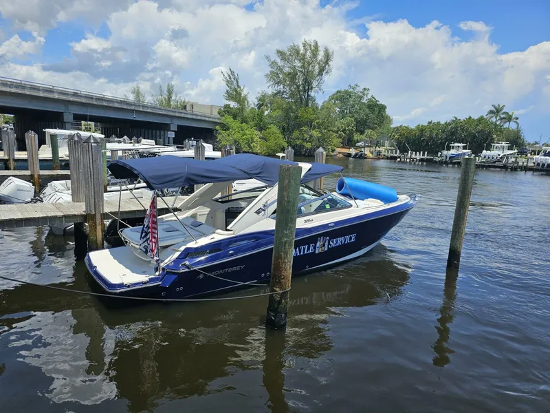 Slide: The Image of Monterey 328 SS 2012 - 4965328