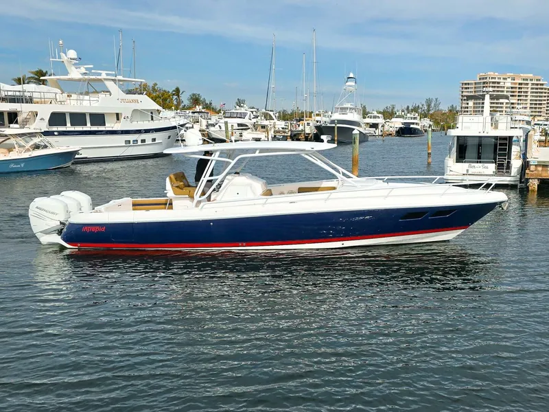 The Image of Intrepid 375 Walkaround 2018 - 4965506