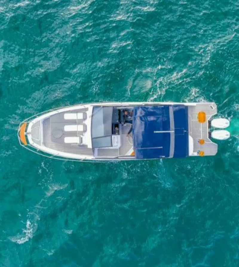 Slide: The Image of Hanover 387 Grey & Black Edition Outboard 2025 - 4966297
