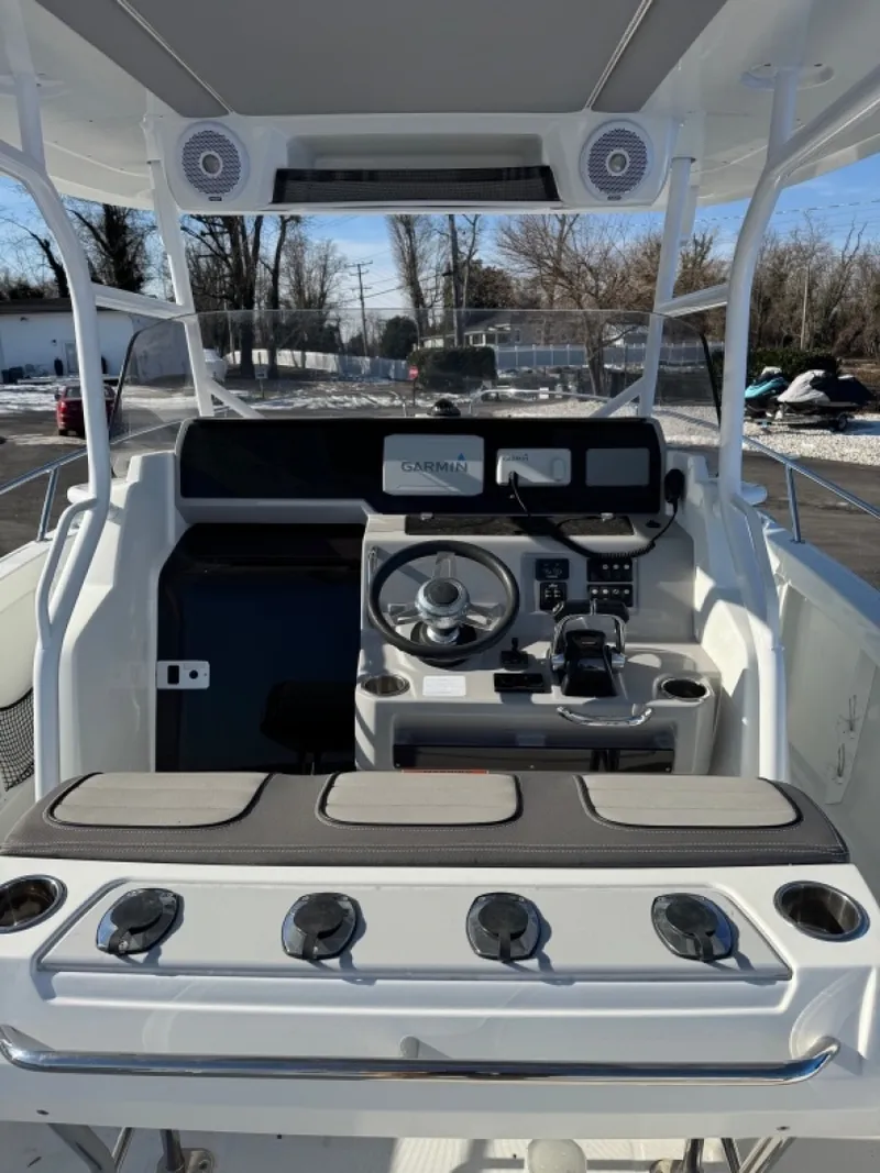Slide: The Image of Used Power Power Boat for sale 2019 Jeanneau Leader 9.0 CC  - JEANNEAU LEADER 9.0 CC - 4983433