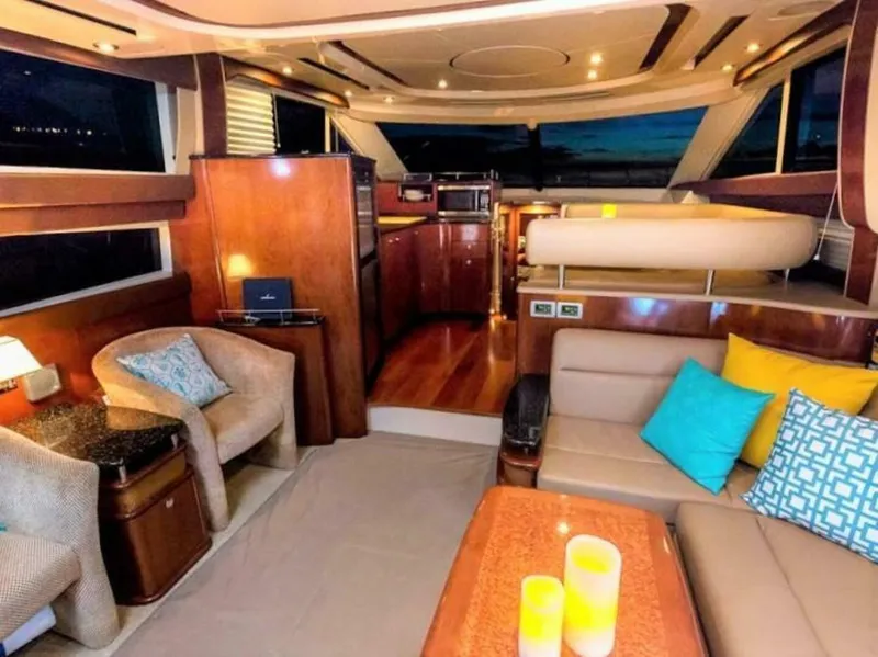 Slide: The Image of Meridian 441 Sedan 2009 - 4968428