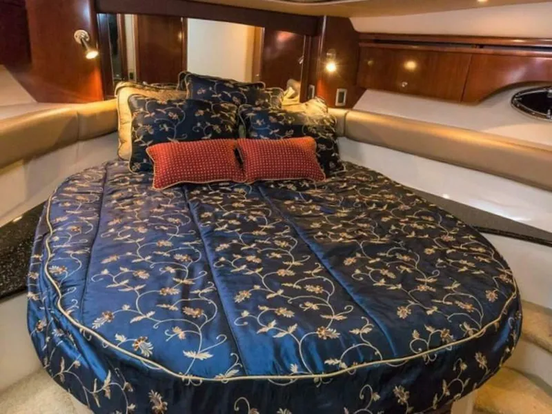 Slide: The Image of Meridian 441 Sedan 2009 - 4968426