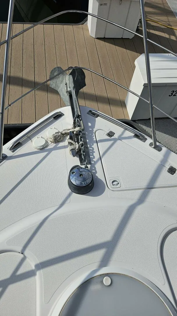 Slide: The Image of Carver Yachts 41 2002 - 4968749