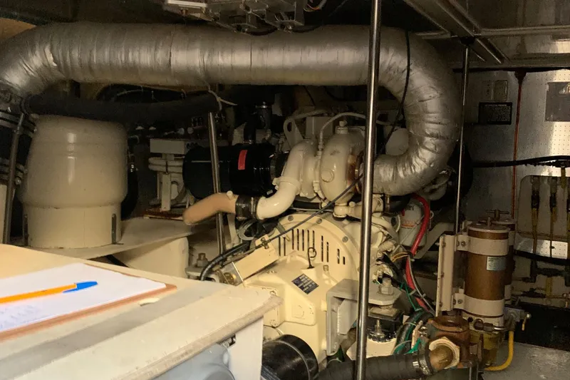 Slide: The Image of McKinna 57 Pilothouse 2000 - 56