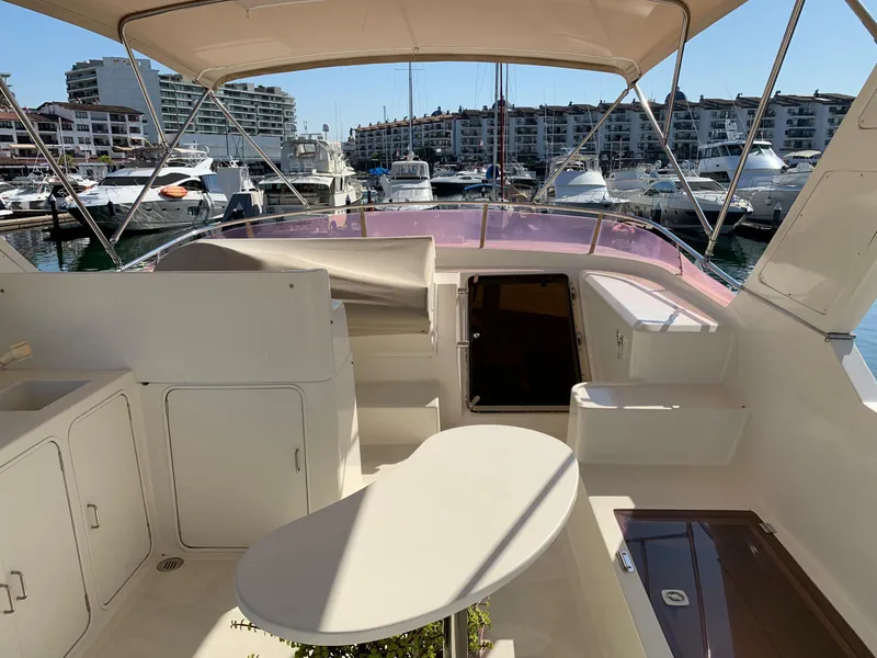 Slide: The Image of McKinna 57 Pilothouse 2000 - 16