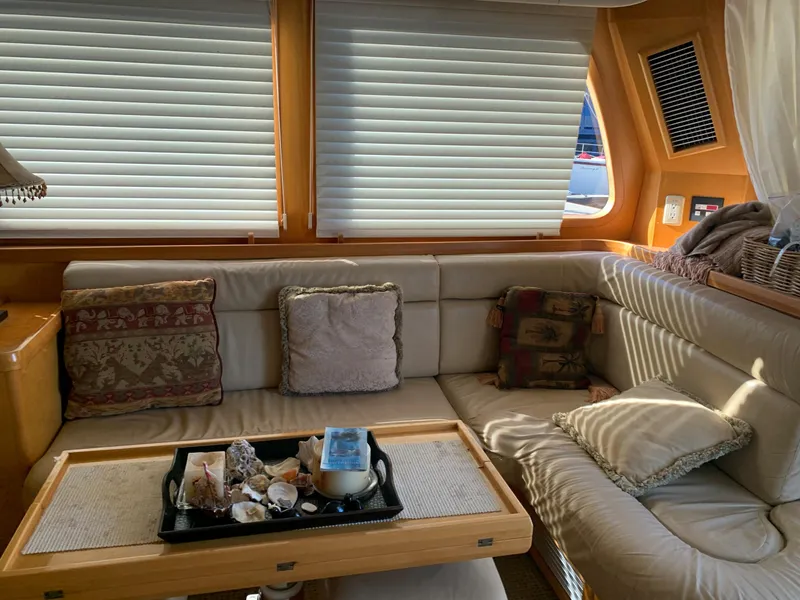 Slide: The Image of McKinna 57 Pilothouse 2000 - 32
