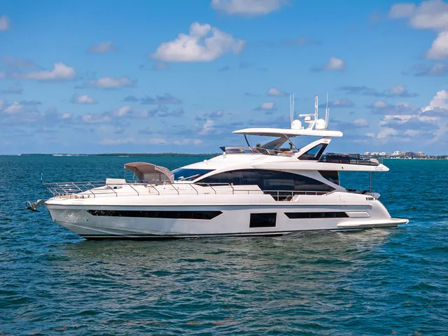 Slide: The Image of Azimut Grande 2014 - 16