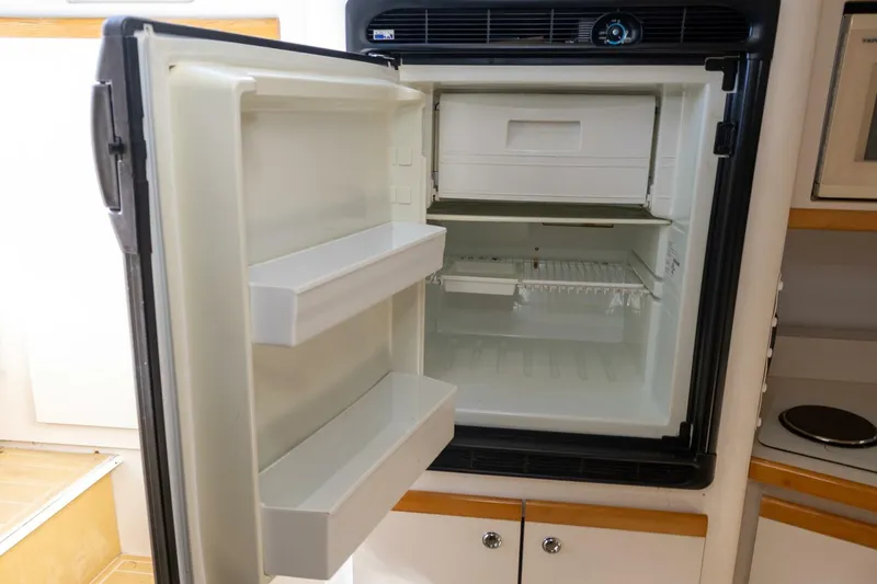 Slide: The Image of Cruisers Yachts ESPRIT 3570 1995 - 4969092