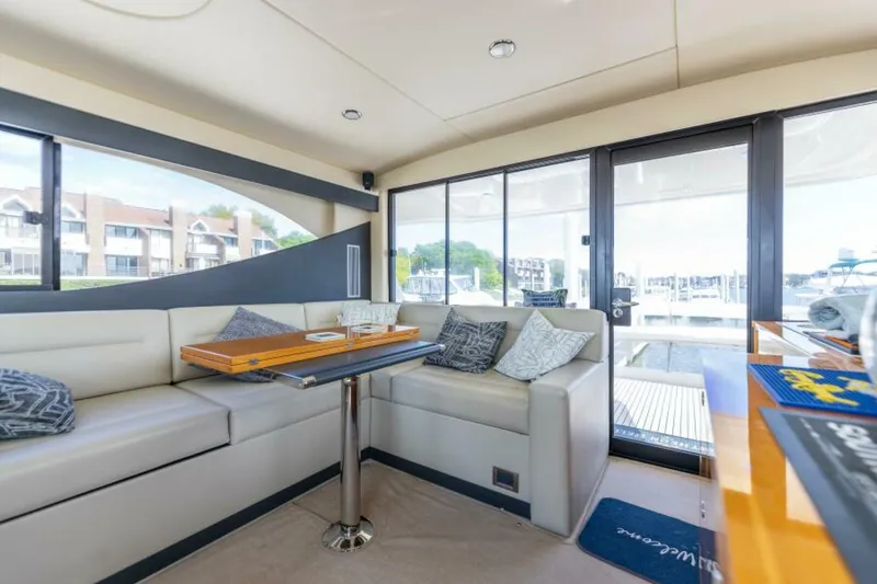 Slide: The Image of 2017 Maritimo M50 Southern Belle - 4970715