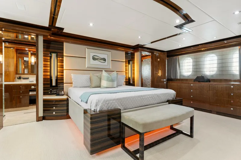 Slide: The Image of 2013 125' Hargrave Raised Pilothouse - Mesmerize - 5232320