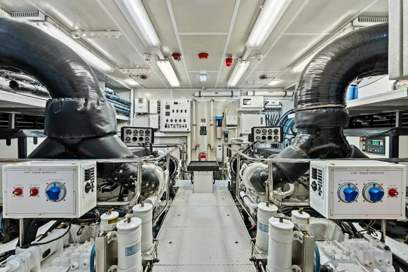 Slide: The Image of 2013 125' Hargrave Raised Pilothouse - Mesmerize - 5232658