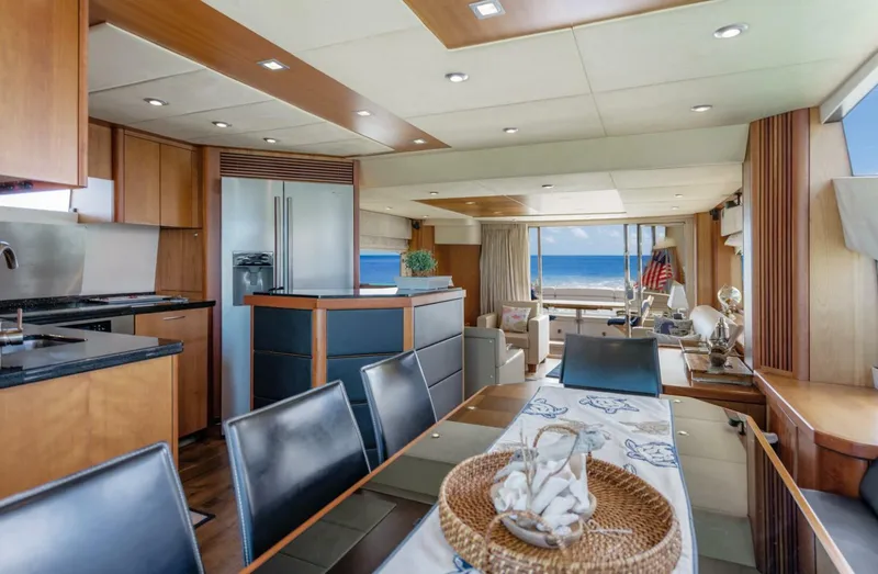 Slide: The Image of Sunseeker Manhattan 70 2008 - 5217035