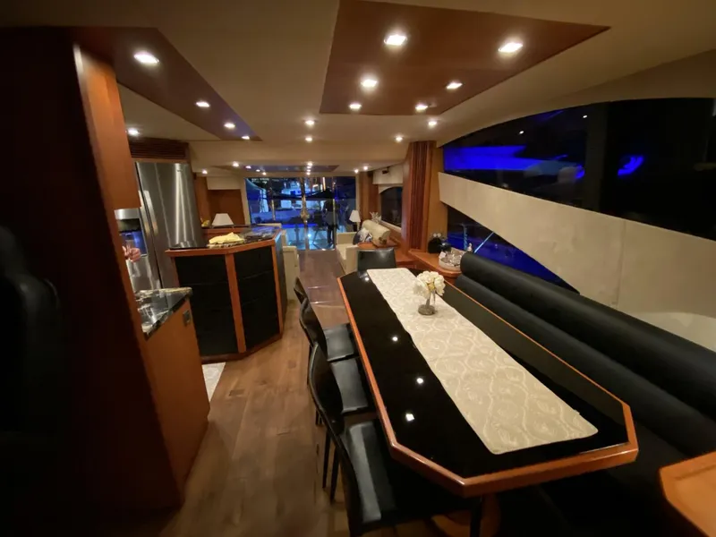 Slide: The Image of Sunseeker Manhattan 70 2008 - 5217041