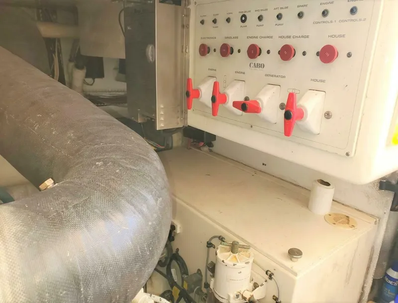 Slide: The Image of Cabo Flybridge Sportfish 2003 - 4972102