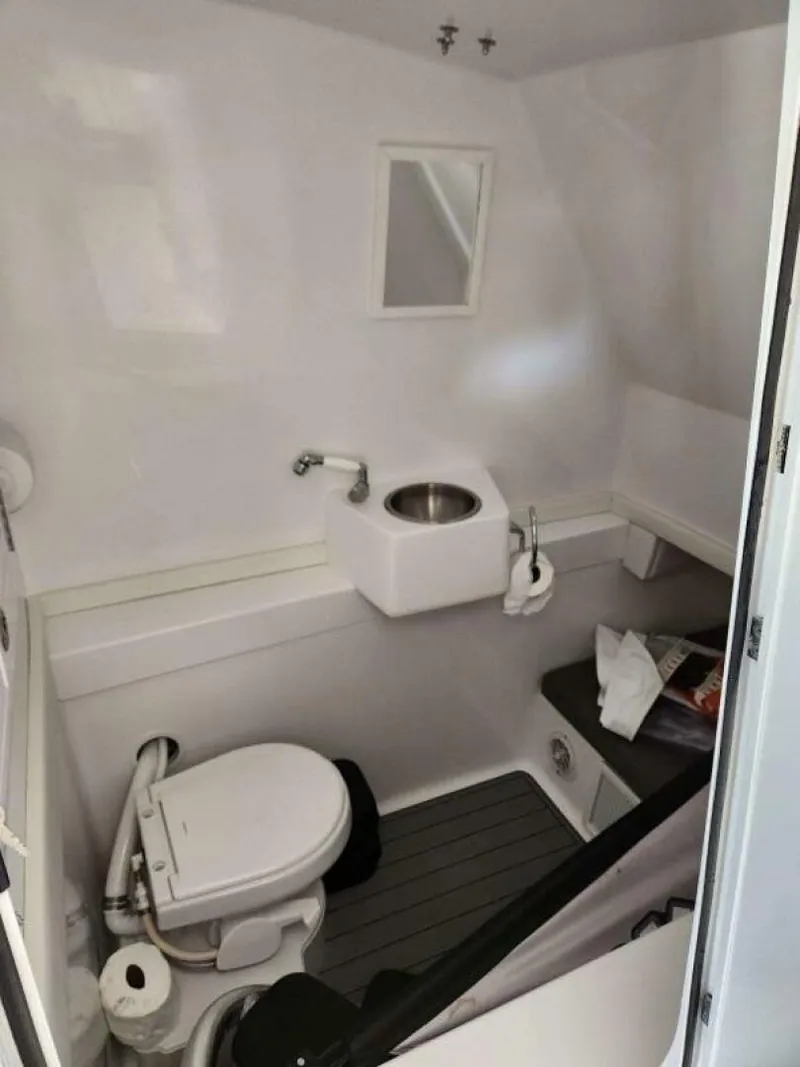 Slide: The Image of Front Runner 36 CC 2023 - 4972396