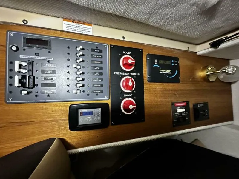 Slide: The Image of Ranger Tug R-23 2019 - 4972630