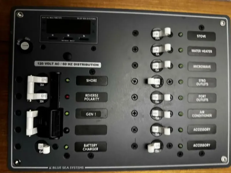 Slide: The Image of Ranger Tug R-23 2019 - 4972623