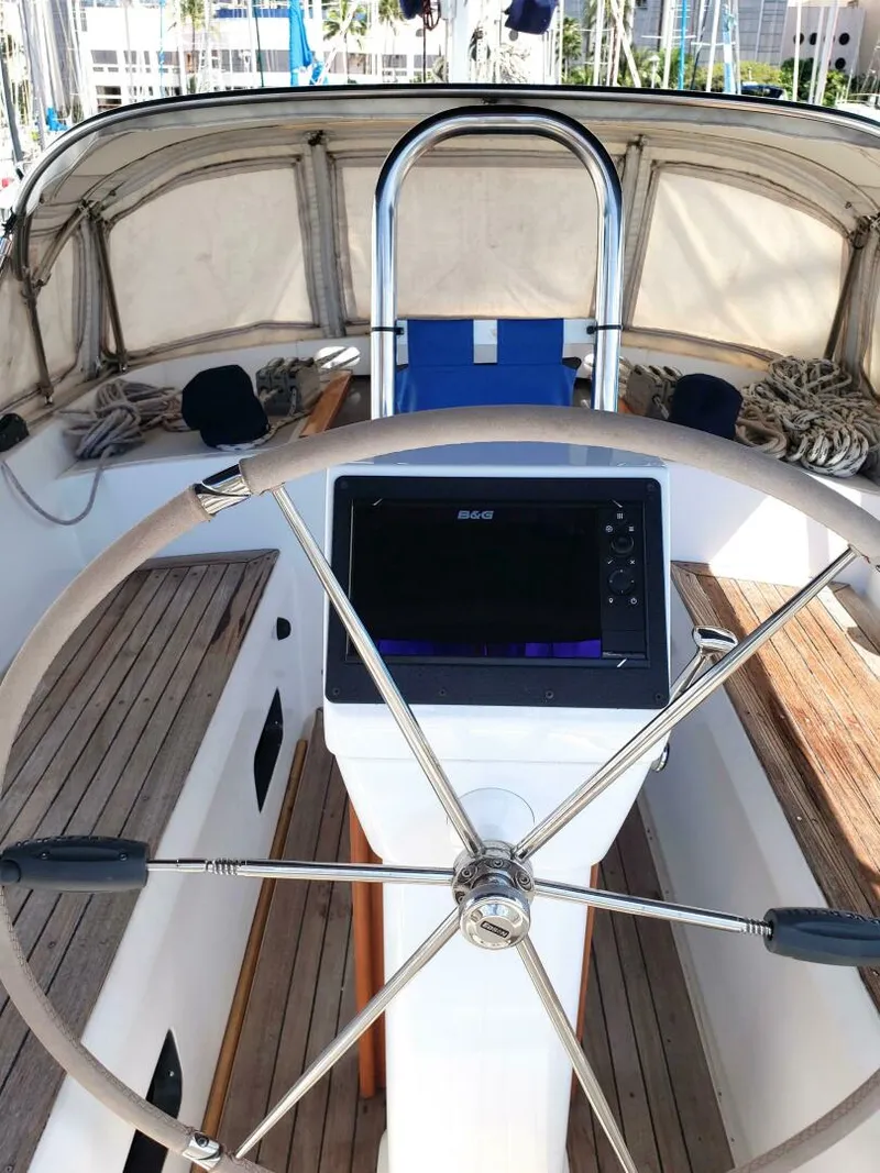 Slide: The Image of Tayana 48 Center Cockpit 1998 - 4972649