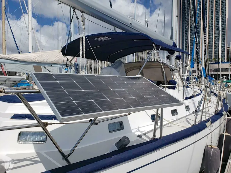 Slide: The Image of Tayana 48 Center Cockpit 1998 - 4972651