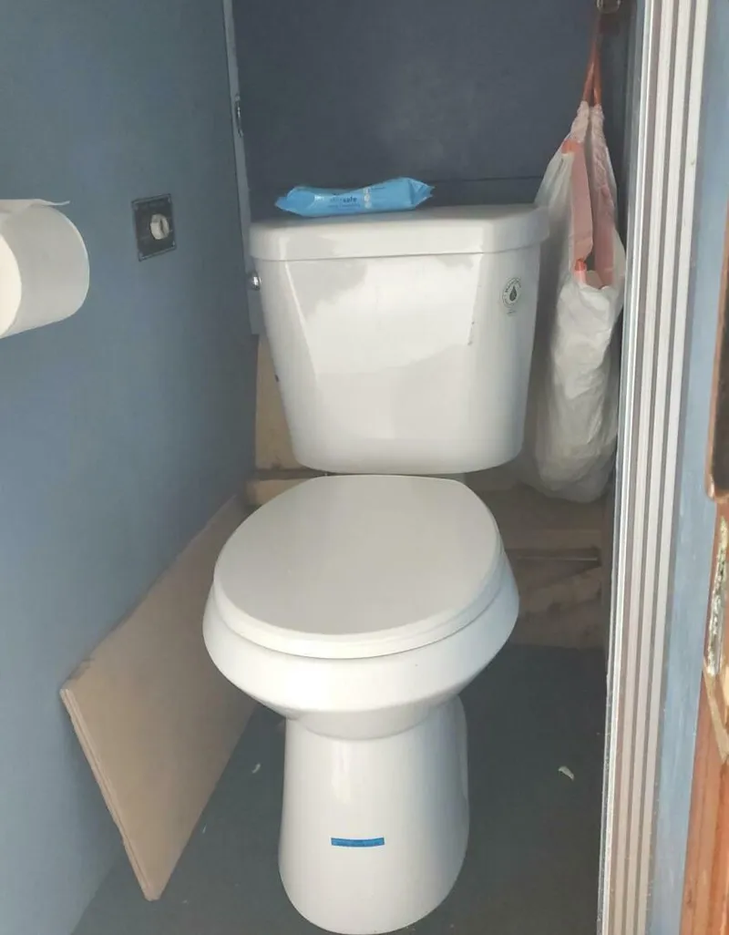 Slide: The Image of Custom Commercial Steel 1982 - 4972811