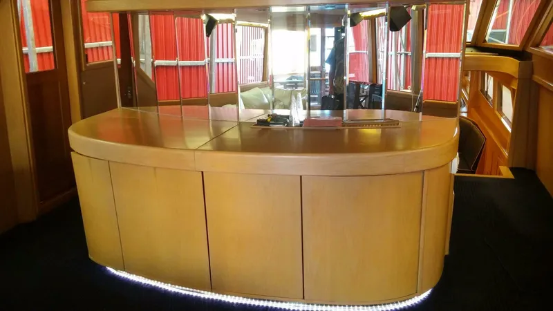 Slide: The Image of McQueen 76 1986 - 4973139