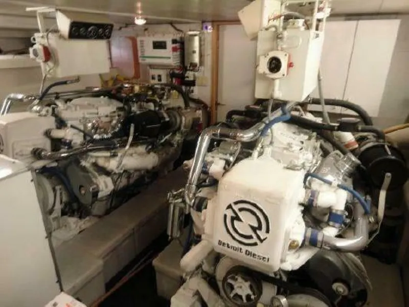 Slide: The Image of McQueen 76 1986 - 4973162